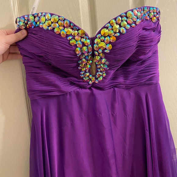 Prom dress by Sherri Hill - Picture 6 of 12